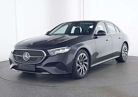 Mercedes-Benz E 220 d Panorama/AVA/DISTRONIC/new modell