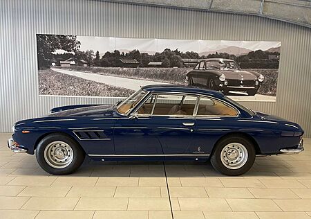 Ferrari 330 GT 2+2 Serie II - Matching Numbers - FIVA Pass