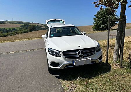 Mercedes-Benz GLC 220 d 4Matic 9G-TRONIC