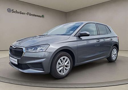 Skoda Fabia 1.0 TSI ''X-tra'' (LED/Navi-App/Kamera)
