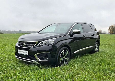 Peugeot 5008 CROSSWAY / 7-SITZE / AHK / PANORAMA / NAVI