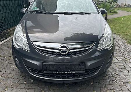 Opel Corsa 1.4 16V Active