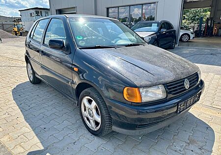 VW Polo Volkswagen 1.0 Servo Comfortline !!