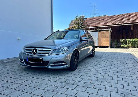 Mercedes-Benz C 250 T CDI DPF 4Matic (BlueEFFICIENCY) 7G-TRONIC