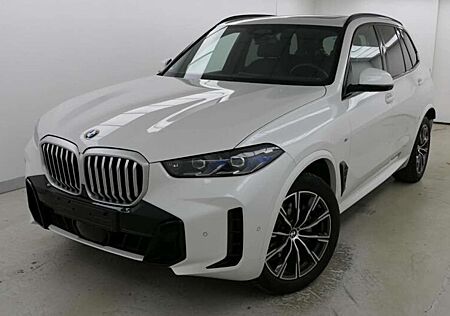 BMW X5 xDr.30d M Sport Standh Panor AHK ACC Sitzbelü