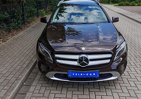 Mercedes-Benz GLA 250 4Matic (156.946)