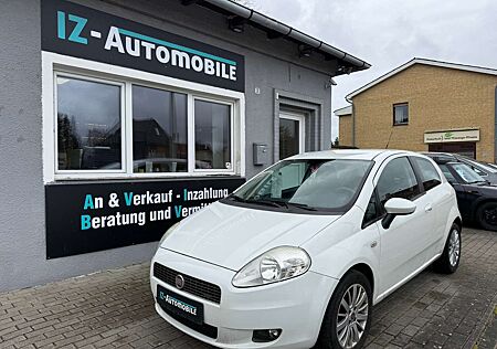Fiat Grande Punto 1.4 16V Racing 1. HAND