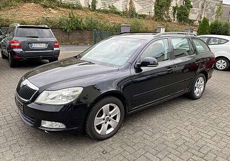Skoda Octavia Combi 1.8 TSI Elegance Aus 1. Hand Rentnerfahrzeug
