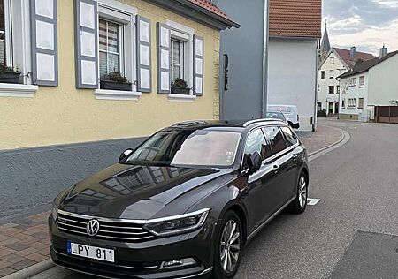 VW Passat Volkswagen Automatik Trend
