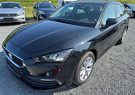 Seat Leon ST 1.5 eTSI *DSG*Style*PDCHI+VO*NAVI*TEMPOM