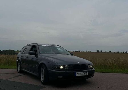 BMW 528i 528 touring