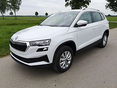 Skoda Karoq Selection 2.0 TDI DSG 4x4 GV5 AHK Navi ACC 110 ...