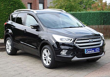Ford Kuga Titanium * 2.Hand - Service Neu - Garantie *