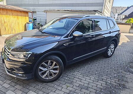 VW Tiguan Allspace Volkswagen 2.0 TDI SCR 4Motion DSG Highline