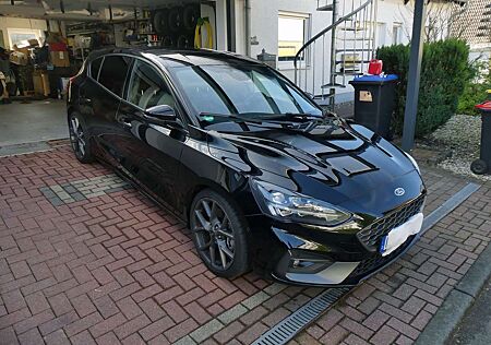 Ford Focus Fließheck 2.3 EcoBoost ST