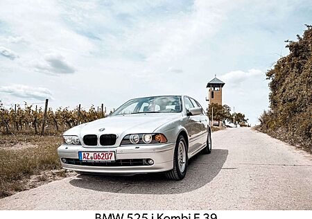 BMW 525 i Touring 1 Hand nur 49.000 km GELEGENHEIT