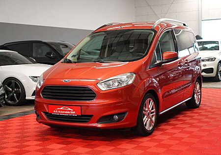 Ford Tourneo Courier 1.0 EcoBoost Titanium *1.Hand*