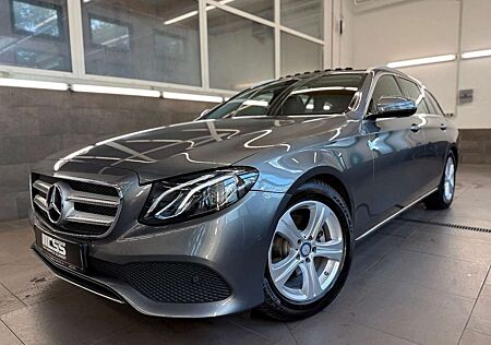 Mercedes-Benz E 220 d T AVANTGARDE LED NAVI AHK KAMERA LEDER