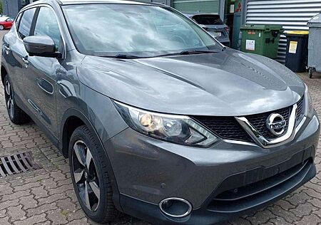 Nissan Qashqai 1,2i Aut Klima SHZ Navi LMF GJ-Reifen BC
