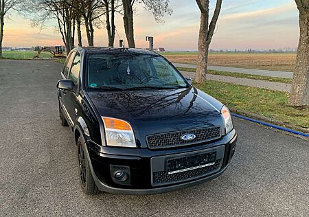 Ford Fusion 1.4 Black Magic 1Hand