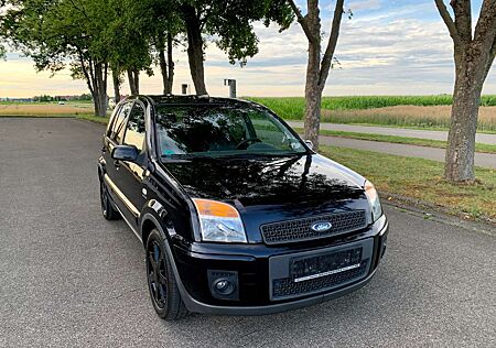 Ford Fusion 1.4 Black Magic 1Hand