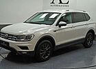 VW Tiguan Volkswagen 4Motion *NAVI*STAND.H*TEMPO*AHK*LED*SHZ*