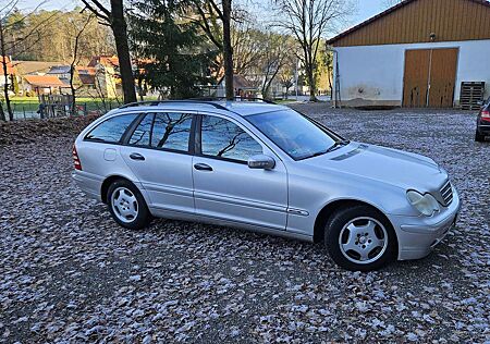 Mercedes-Benz C 220 T CDI Classic