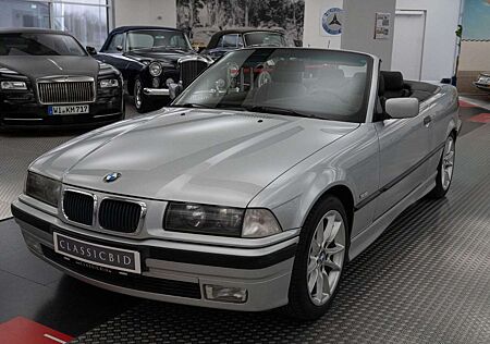 BMW 320 i Cabrio