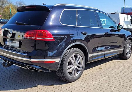 VW Touareg Volkswagen +3.0+V6+R-Line