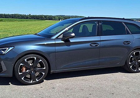 Cupra Leon ST VZ Leder PANO BREMBO AHK GARANTIE