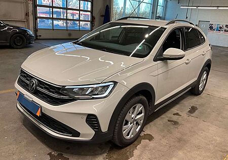 VW Taigo Volkswagen LIFE SITZHZ PDC AHK SPURH. LED APP CONNECT