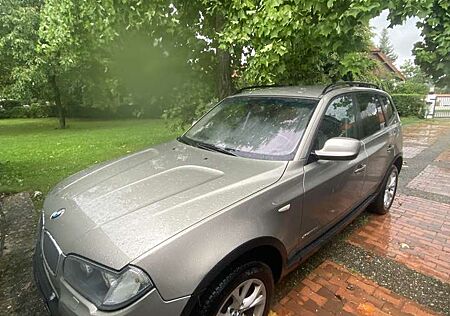 BMW X3 xDrive 20d Edition Lifestyle (Motorschaden)
