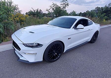 Ford Mustang Fastback 5.0 Ti-VCT V8 GT