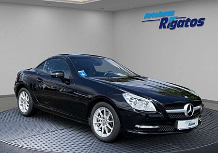 Mercedes-Benz SLK 200 CGI BlueEfficiency Autom. Navi, Panoramadach