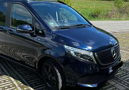 Mercedes-Benz EQV 300 lang (447.813)