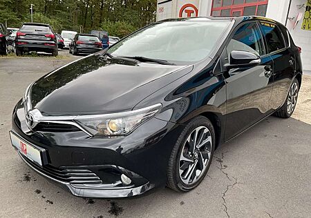 Toyota Auris Design Edition 1.6 Diesel Navi Kamera