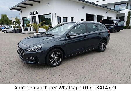 Hyundai i30 cw 1.5 Pure