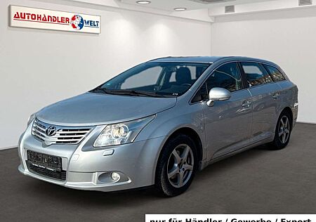 Toyota Avensis Kombi 1.8i AAC SHZ PDC AHK