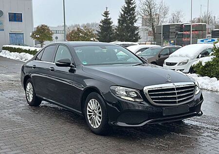 Mercedes-Benz E 200 d Lim. Garantie*Leder*Navi*Sport-Sitze*