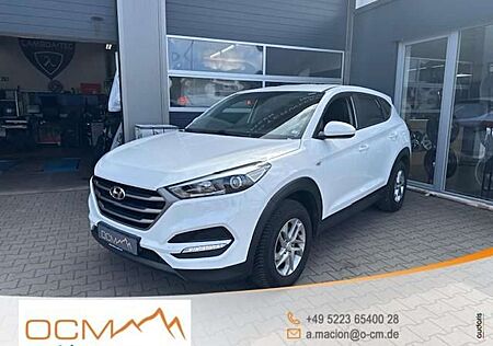 Hyundai Tucson blue Classic 2WD AHK 1 Hand