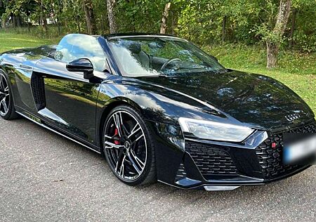 Audi R8 5.2 FSI performance S tron. quat. Spyder