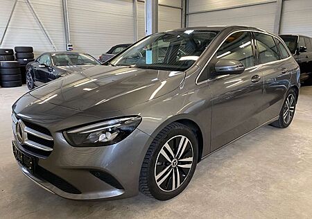 Mercedes-Benz B 200 Aut DAB Leder Navi Widescreen Kamera SHZ