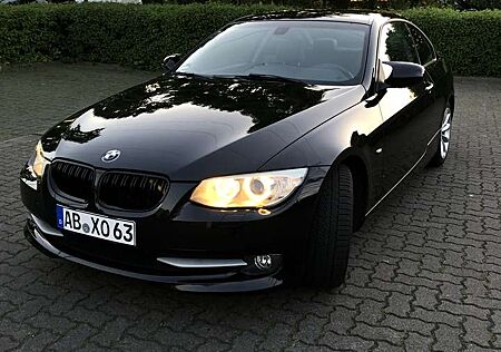BMW 320i 320 E92 Aut. FACELIFT