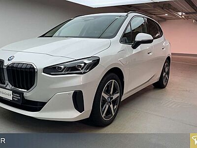 BMW 225 225e A xDrive Active Tourer Pano,AHK,Autom