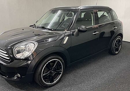 Mini Cooper Countryman All4 Automatik XENON SHZ NAVI PDC TEMP TÜV-NEU