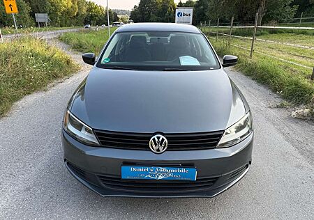 VW Jetta Volkswagen 2,0 Tüv. Neu