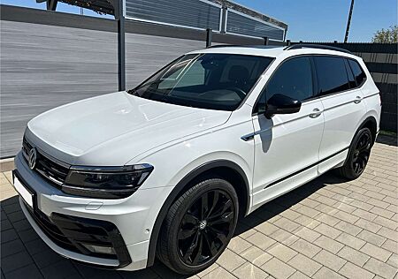 VW Tiguan Allspace Volkswagen Highline 4Motion, R Line, AHK, Pano, Kamera 360