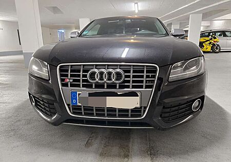 Audi S5 tiptronic V8