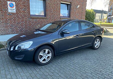Volvo S60 Kinetic