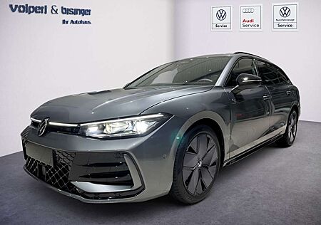 VW Passat Volkswagen R-Line 1,5 l eTSI DSG*Black Style*Panoram